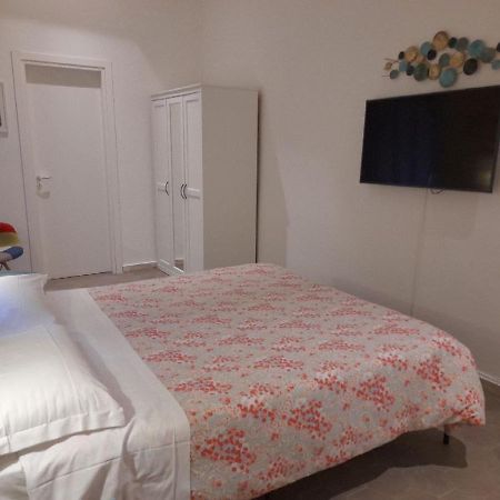 Casa Maria Apartment Syracuse ภายนอก รูปภาพ
